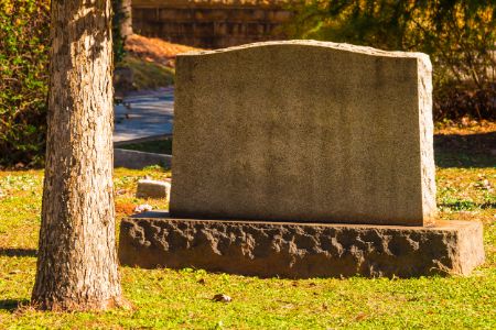 Memorial gravestone cleaning